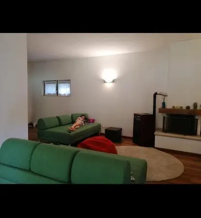 Porzione Di Con Piscina * Brescia